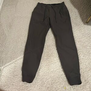 Lululemon dark green men’s joggers size small